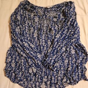 Lucky Brand long sleeve ladies top